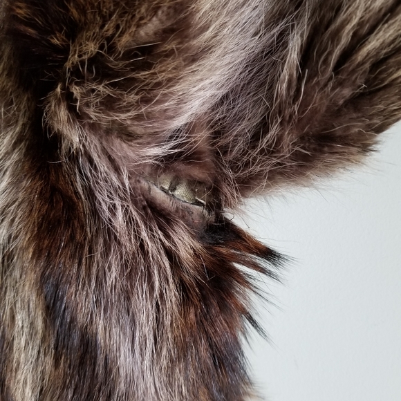 🧥VINTAGE FUR COAT - Picture 8 of 12
